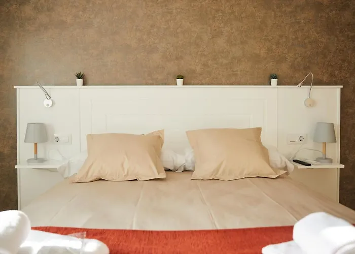 Padron Suites 公寓 *